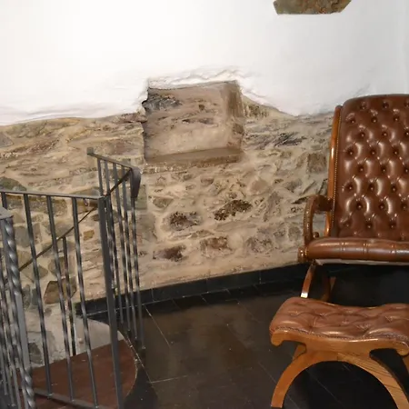 Talasnal Montanhas De * Lousa (Coimbra)