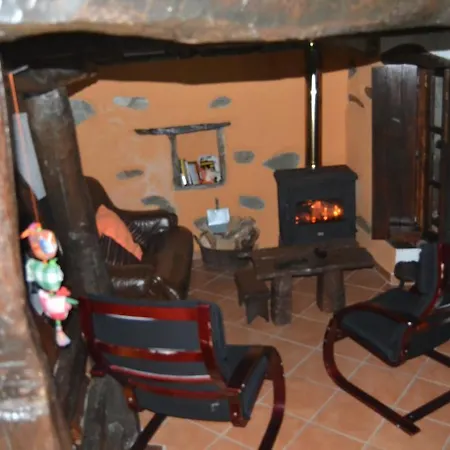 Holiday home Talasnal Montanhas De Lousa (Coimbra)