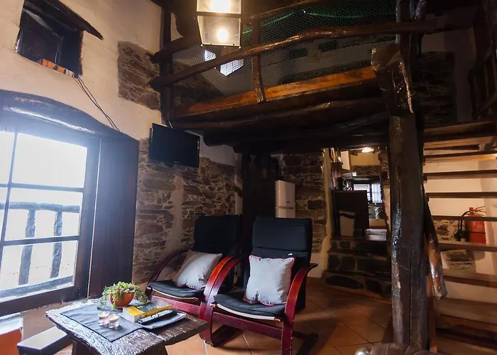 Feriehus Talasnal Montanhas De Amor *