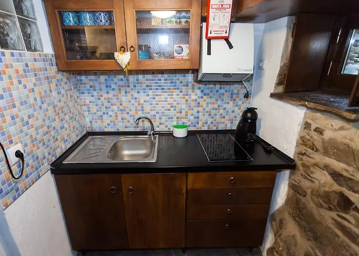 Talasnal Montanhas De Amor Feriehus Lousã