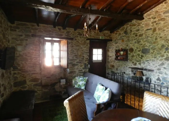 Talasnal Montanhas De Amor Lousã