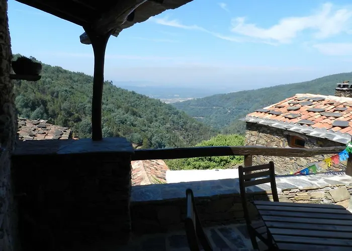 Talasnal Montanhas De Amor Feriehus Lousã